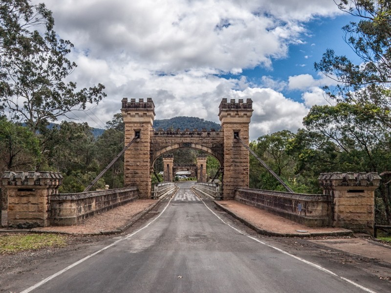 Hampden Bridge